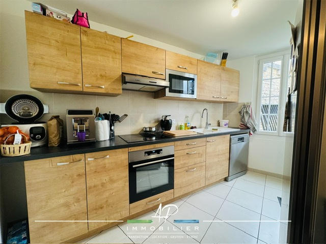 Maison de village - 112 m² - 4 pièces