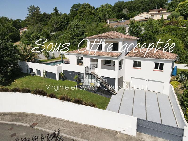 Maison - 188 m² - 7 pièces