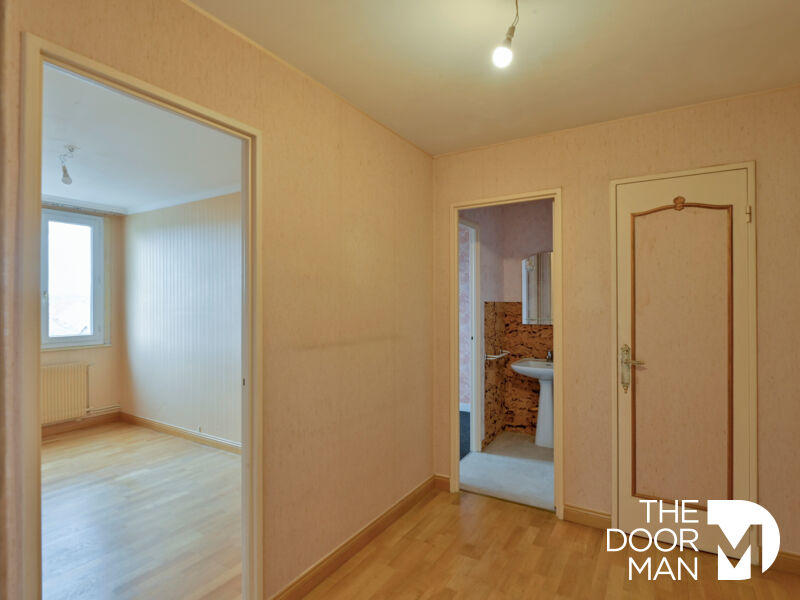 Appartement - 97 m² - 4 pièces