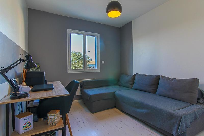 Maison - 94 m² - 4 pièces