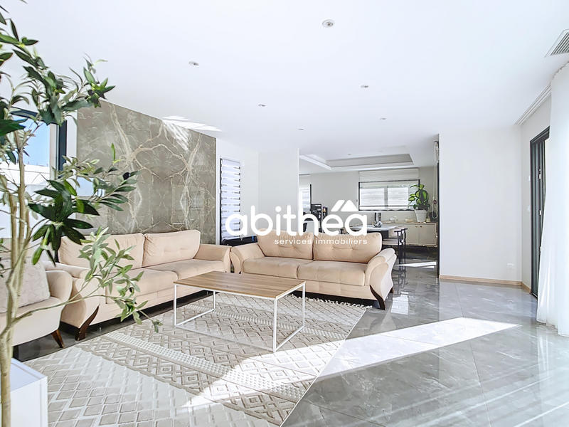 Villa - 123 m² - 4 pièces