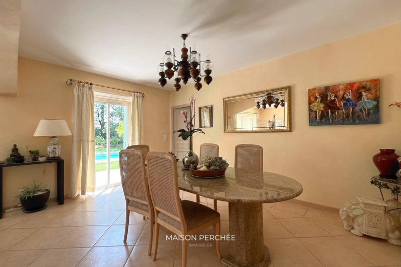Villa - 210 m² - 7 pièces