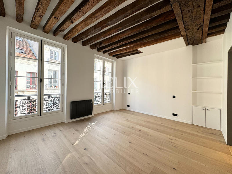 Appartement - 99 m² - 4 pièces