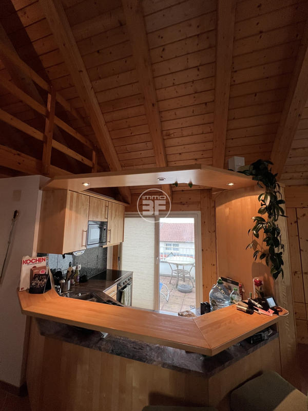 Maison - 349 m² - 12 pièces