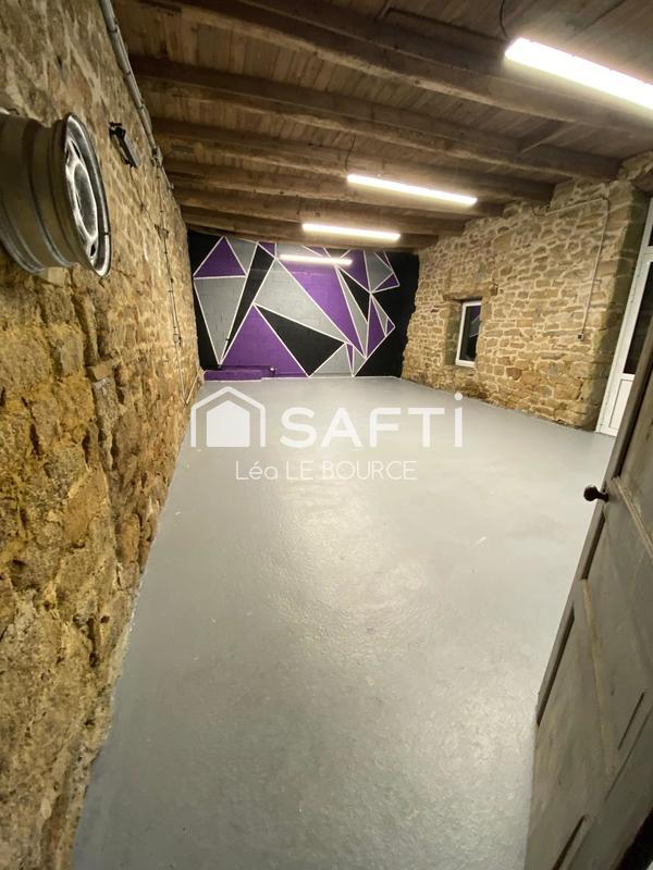 Maison - 223 m² - 8 pièces