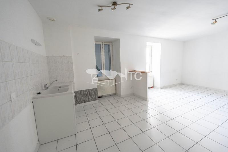 Maison - 285 m² - 11 pièces