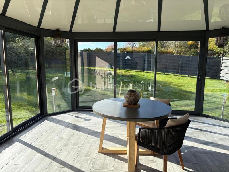 Maison - 92 m² - 5 pièces