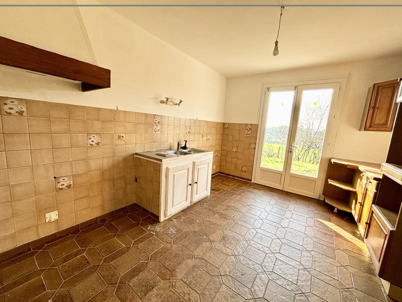 Maison - 111 m² - 6 pièces