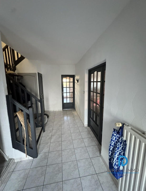 Maison - 90 m² - 5 pièces