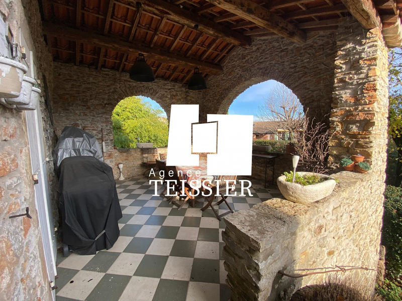 Maison - 181 m² - 6 pièces