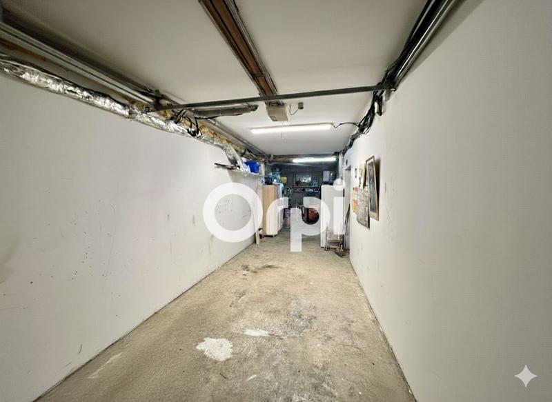 Maison - 237 m² - 5 pièces