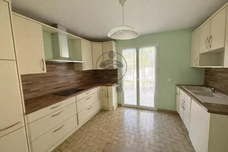 Maison - 101 m² - 4 pièces