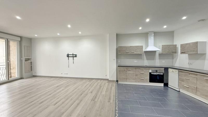 Appartement - 83 m² - 3 pièces