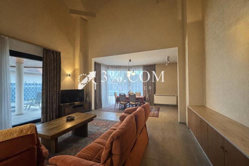 Maison d'architecte - 187 m² - 7 pièces