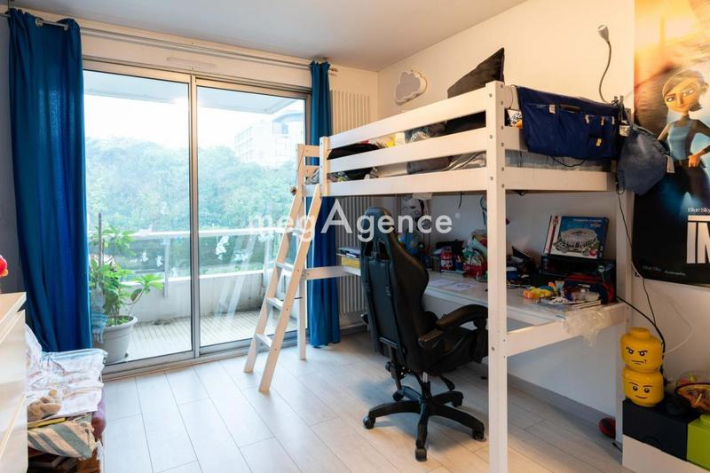 Appartement - 87 m² - 4 pièces