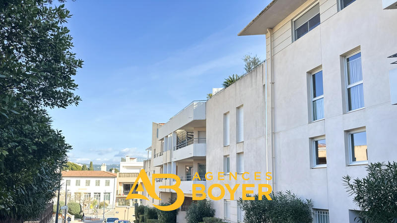 Appartement - 84 m² - 4 pièces