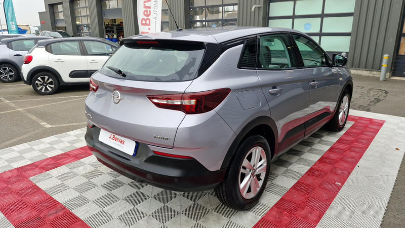 Opel grandland 1.2 Turbo 130 Ch