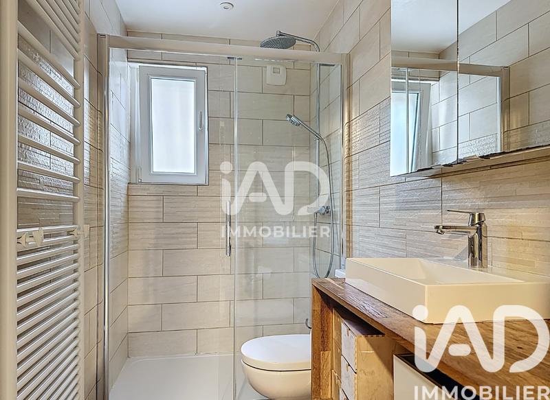 Maison - 180 m² - 8 pièces