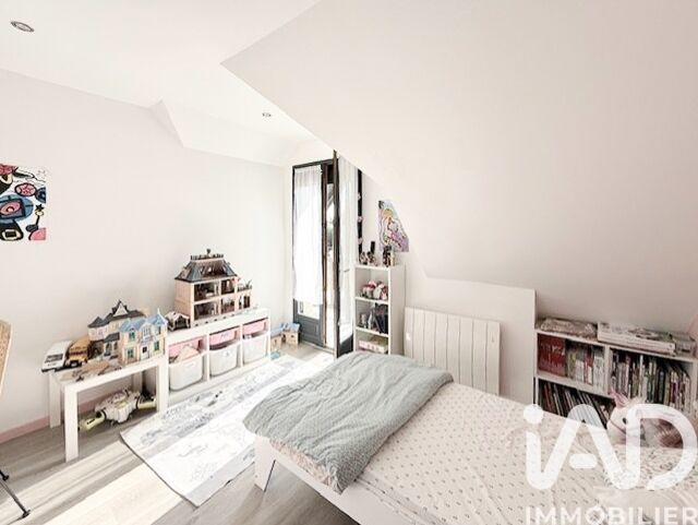 Maison - 147 m² - 8 pièces