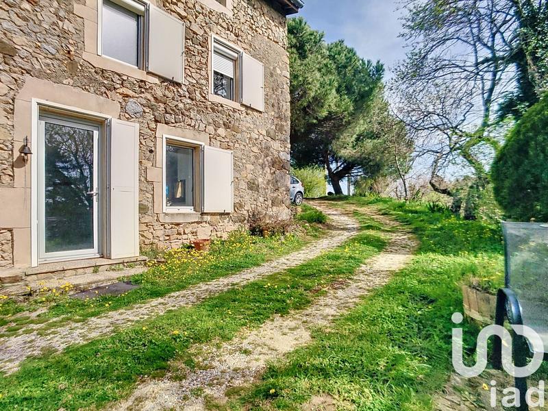 Maison - 285 m² - 16 pièces