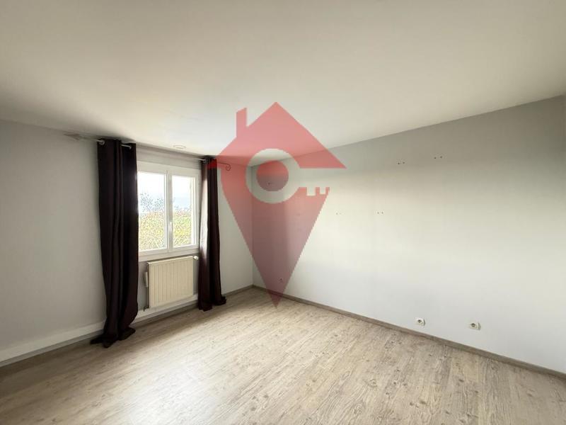 Maison - 180 m² - 8 pièces