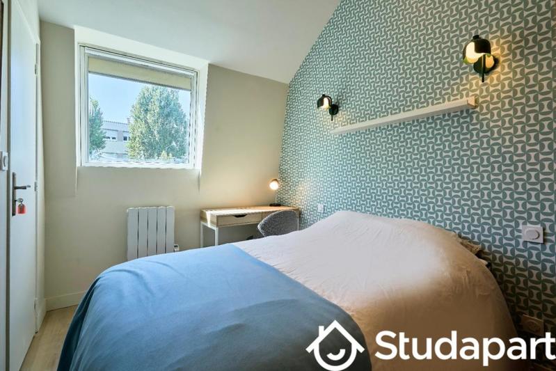 Chambre - 10 m² - 1 pièce