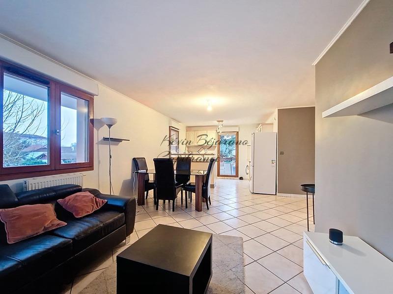 Appartement - 65 m² - 3 pièces