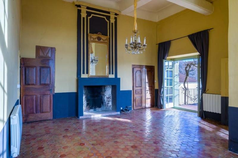 Château - 170 m² - 7 pièces