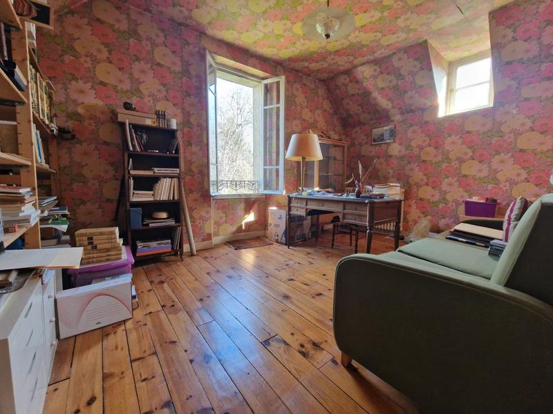 Demeure - 139 m² - 6 pièces