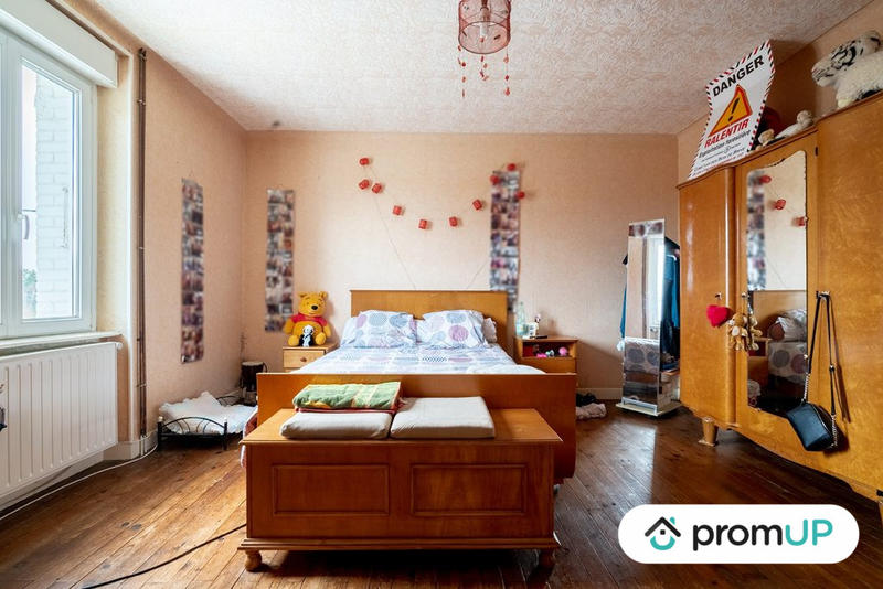 Maison - 346 m² - 18 pièces