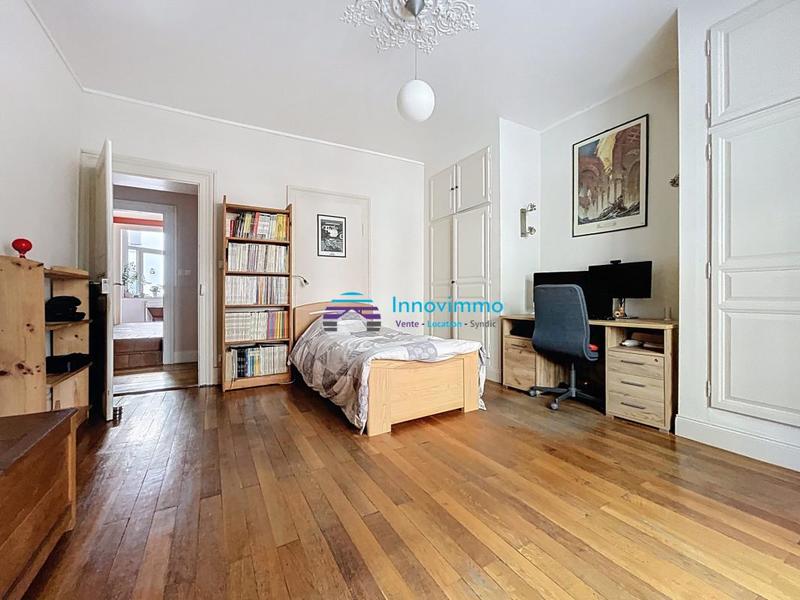 Appartement - 108 m² - 5 pièces