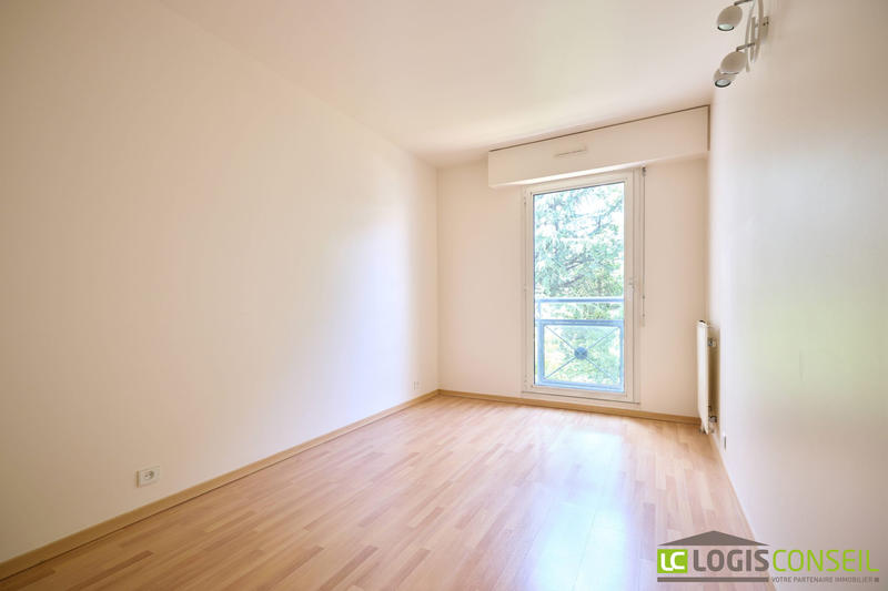 Appartement - 86 m² - 4 pièces