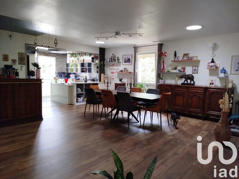 Maison - 266 m² - 6 pièces