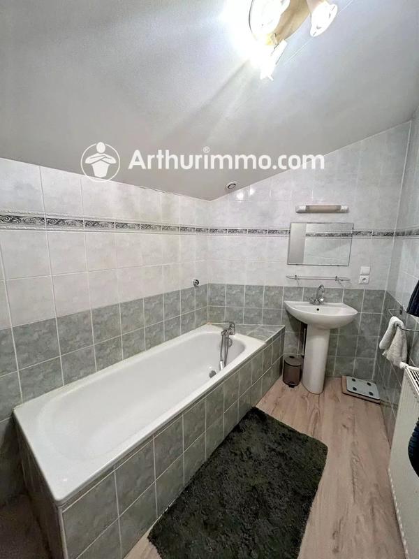 Appartement - 103 m² - 4 pièces