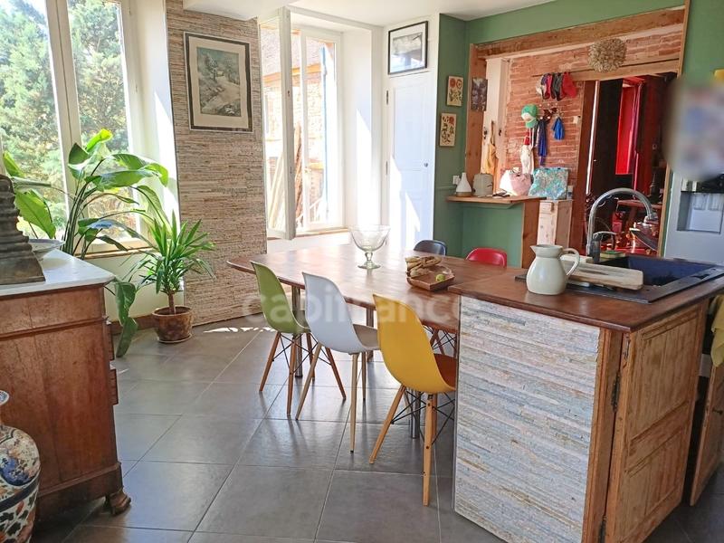 Maison - 140 m² - 5 pièces