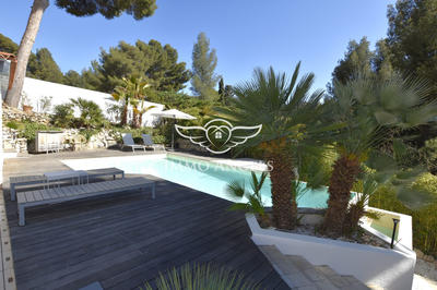 Villa - 194 m² - 7 pièces