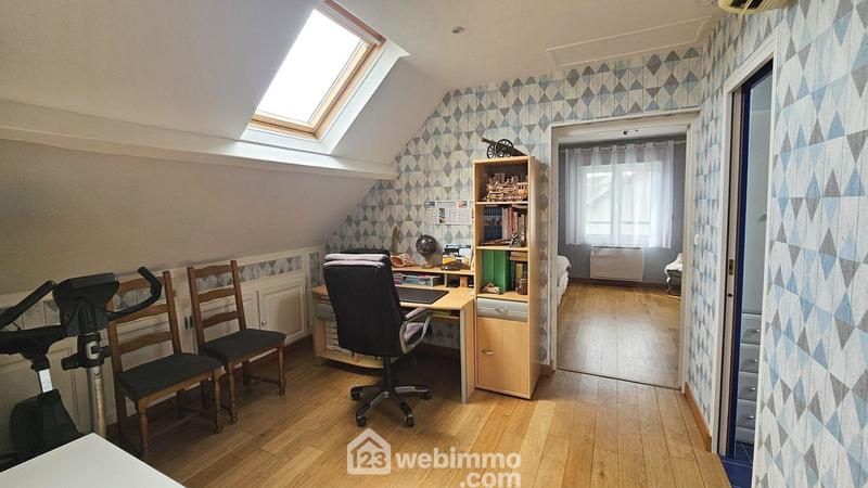 Maison - 120 m² - 6 pièces