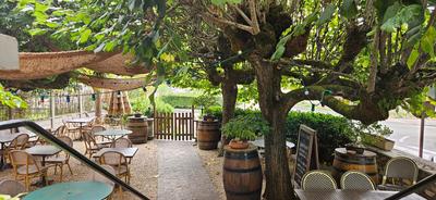 Local commercial - 126 m² - 4 pièces