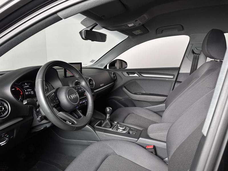 Audi A3 Sportback 30 Tdi 116ch Gps Regul Tel Clim Xenon 116 Ch 1°Main