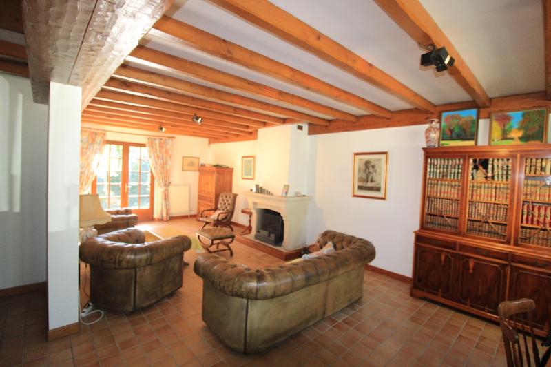 Maison - 162 m² - 7 pièces