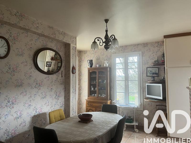 Maison - 195 m² - 9 pièces