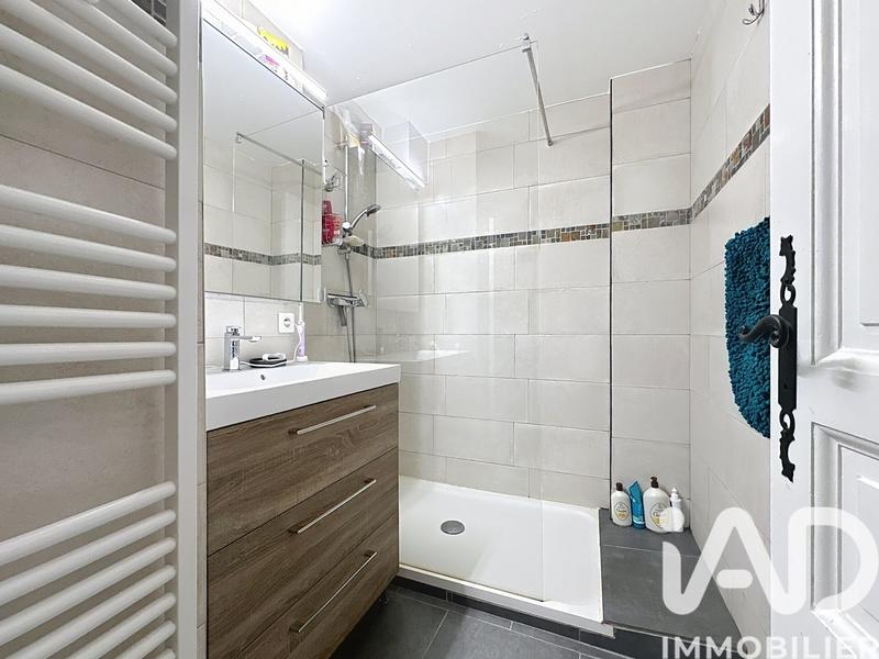 Appartement - 60 m² - 4 pièces