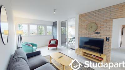 Chambre - 11 m² - 1 pièce