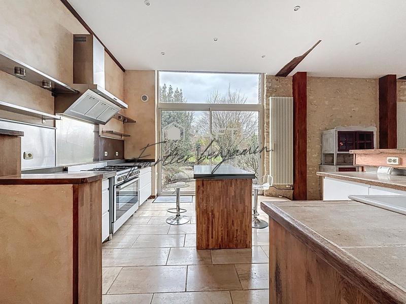 Maison - 175 m² - 5 pièces