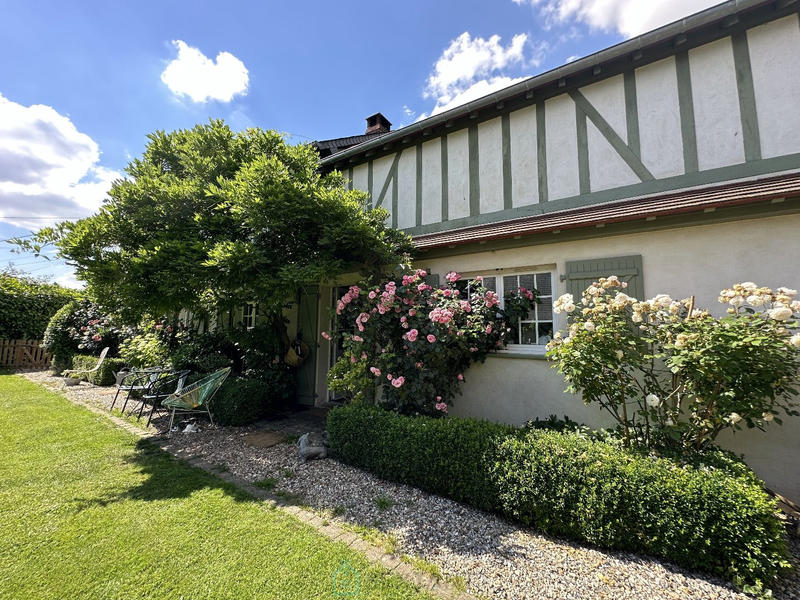 Maison - 180 m² - 6 pièces