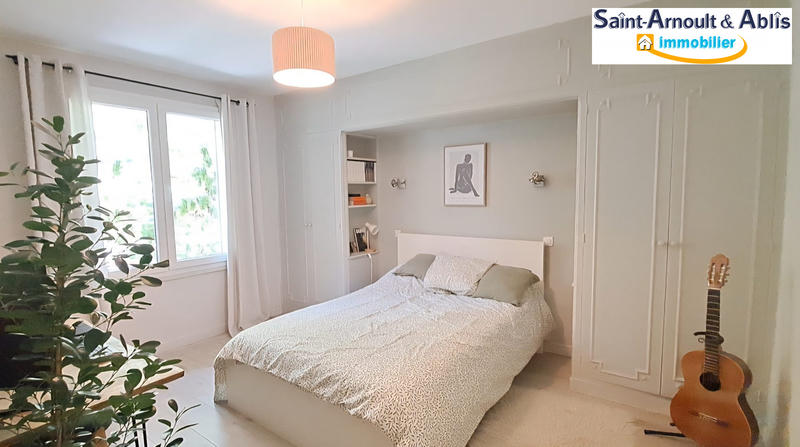 Maison traditionnelle - 160 m² - 7 pièces