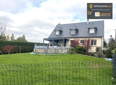 Maison - 157 m² - 9 pièces