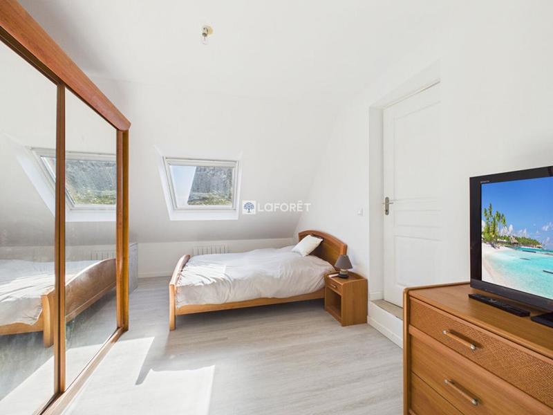 Maison - 101 m² - 6 pièces