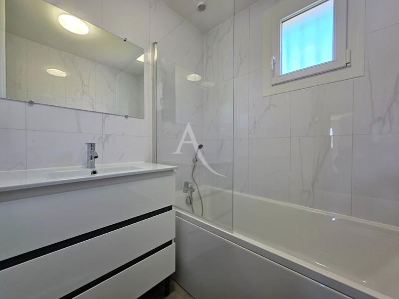 Maison - 119 m² - 7 pièces