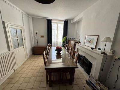 Maison - 134 m² - 7 pièces